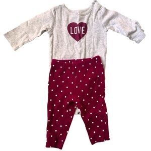Carter’s Baby Girl “Love” Bodysuit & Polka Dot Leggings Set baby outfit– Size 6M